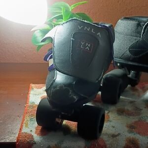 VNLA Black Roller Skates with Purple Accents